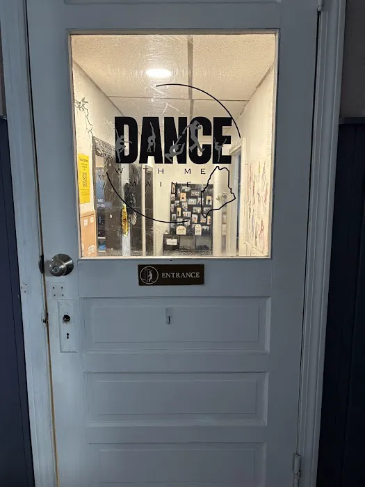 Dance With ME Picture 4