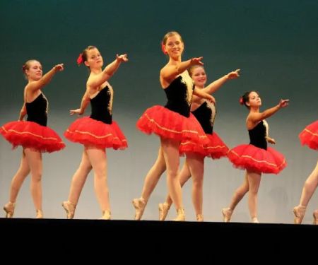 The Hamilton Wenham School of Dance