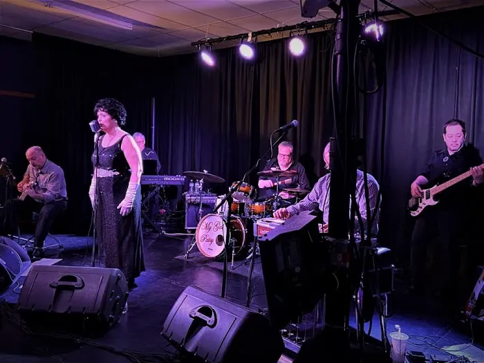 The Cabaret at Studio B Picture 3