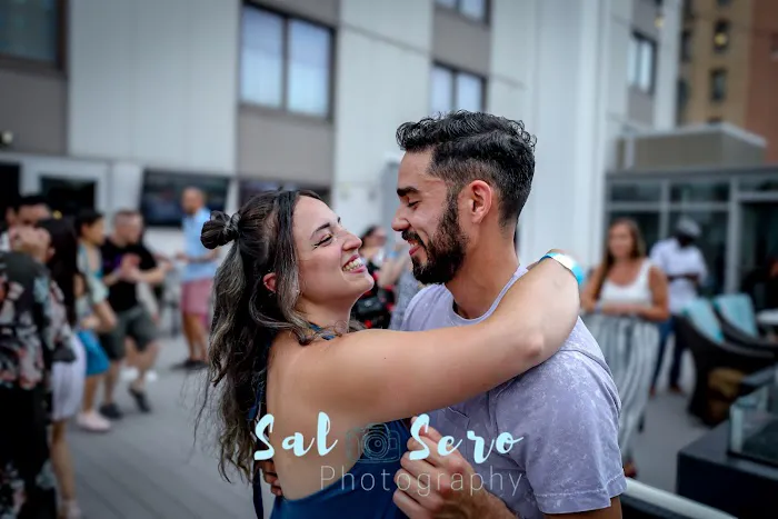 Salsero Roc Dance Academy Picture 2