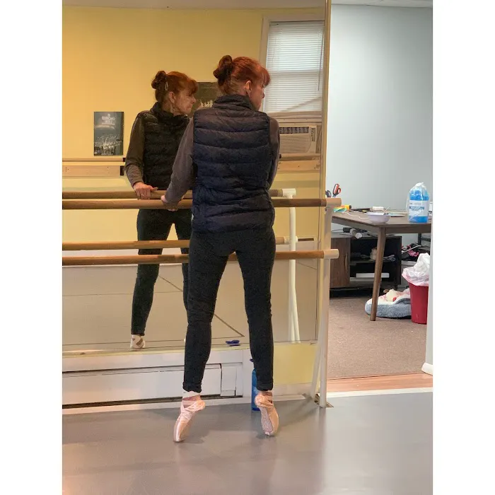Tournesol Dance - A Dance School For Grownups Picture 8