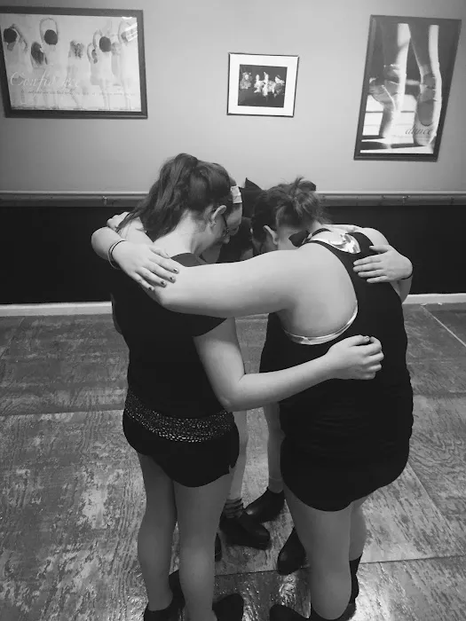 Miss Lisa's Artistry of Dance Picture 2