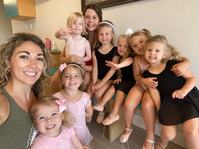 Mini Movers Studio-Charlestown Picture 7