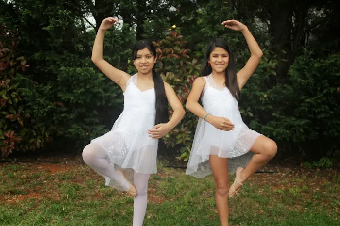 Dance 221 Picture 1