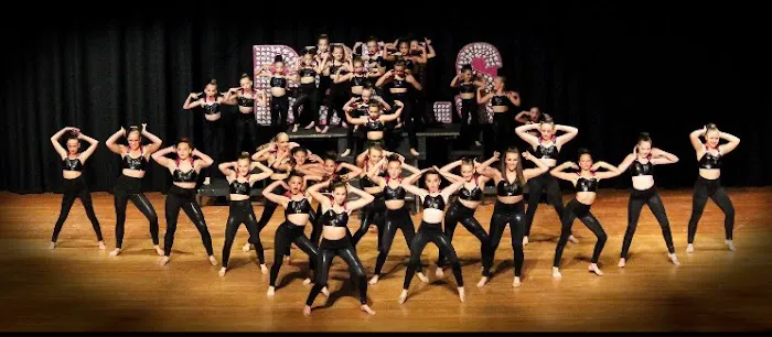Take A Bow Dance Centre Picture 3