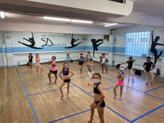 Candy Apples Dance Center shopping Picture 1