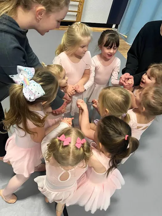 Kats Dance and Twirl Studio Picture 7