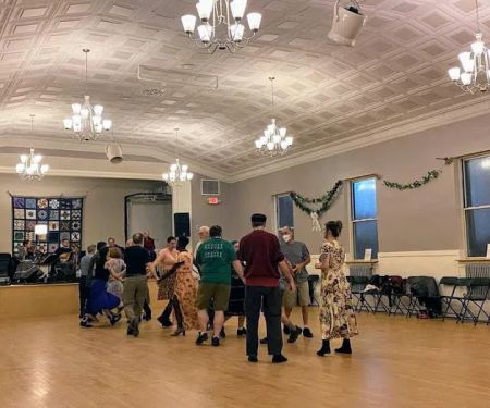 Rochester Contra Dancing
