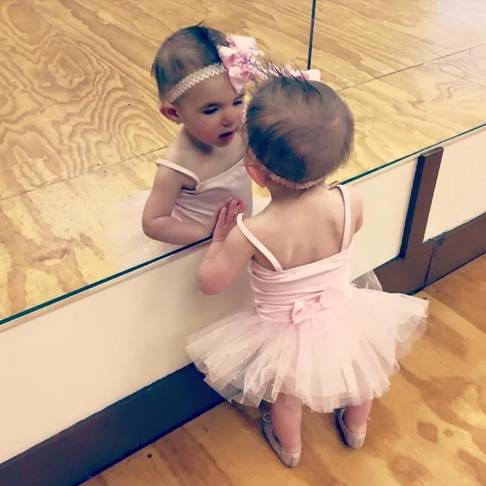 Dance Connection Picture 4