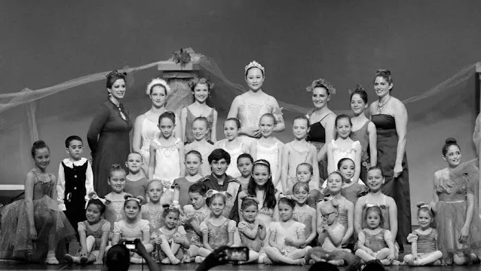 Dance With Me studios Picture 1