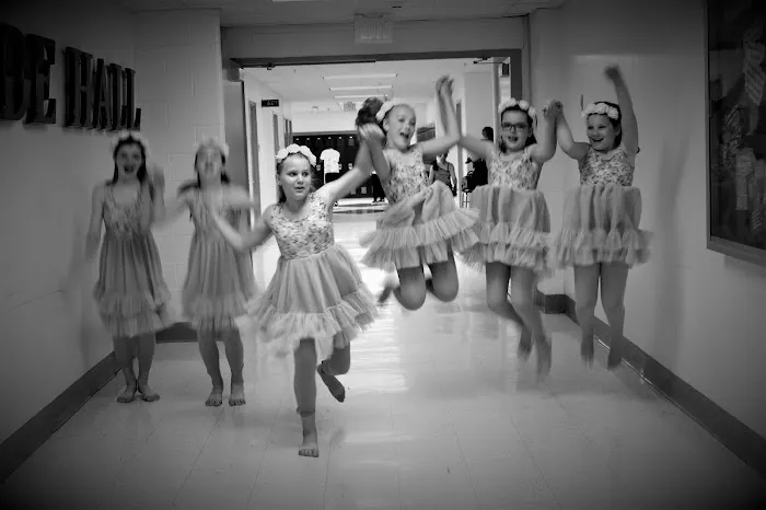 U Can Dance LLC Picture 3