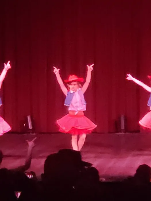Chris T's Dance Emporium Picture 8