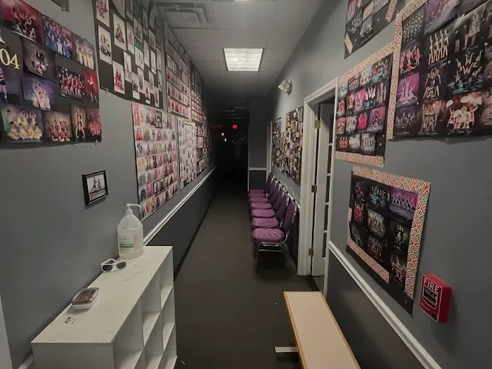 Strike It Up Artistic Center Picture 6