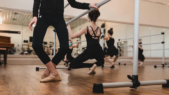 Signature Dance Studio Picture 2