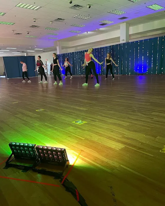 Absolute Dance Picture 3