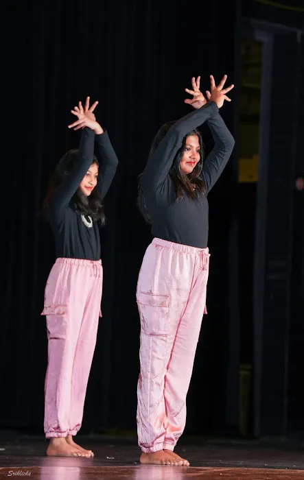 San's Dance Vibes Picture 2