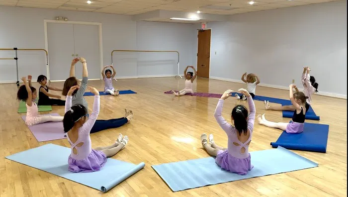 Studio en Avant - Academy of Dance Picture 1