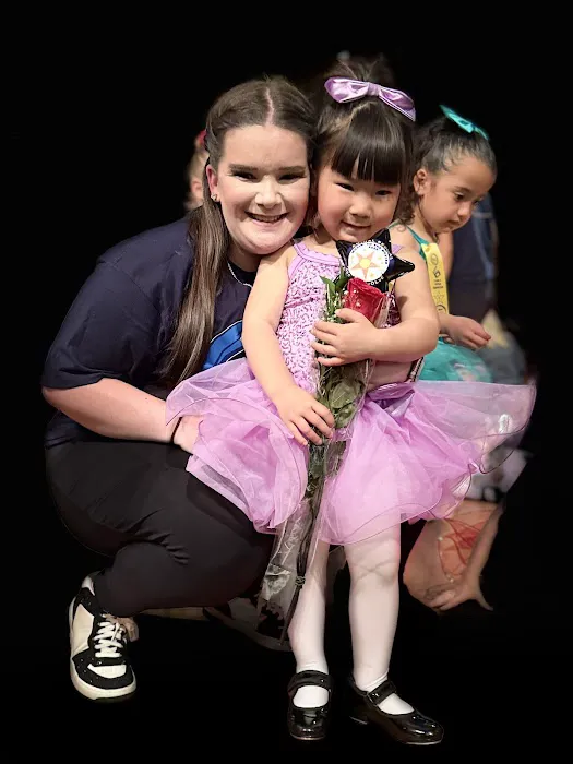 Dance To EvOLvE at Orange Community Rec Center Picture 9