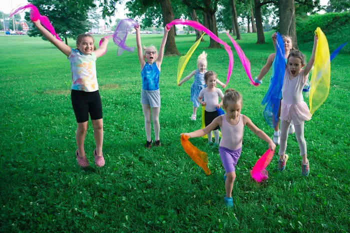 Village Creative Dance Picture 1