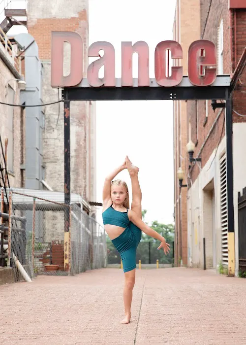 Revel Dance Complex Picture 4