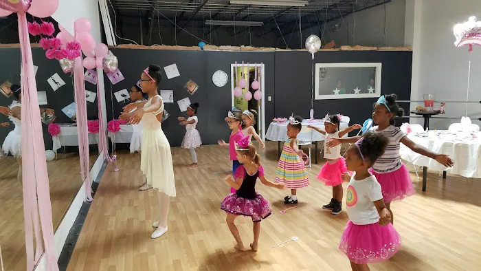 Dance E.L.I.T.E Performance Academy Picture 3