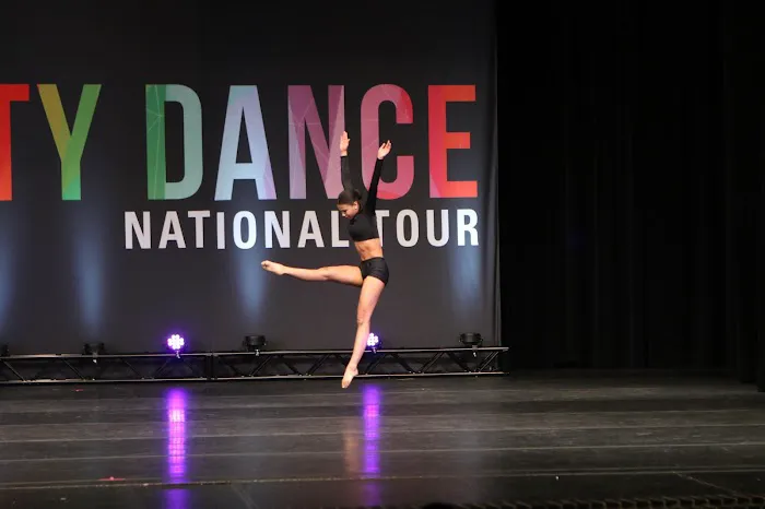 Dance E.L.I.T.E Performance Academy Picture 4