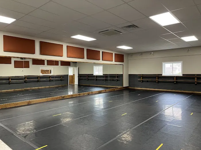 The Dance Station Picture 2
