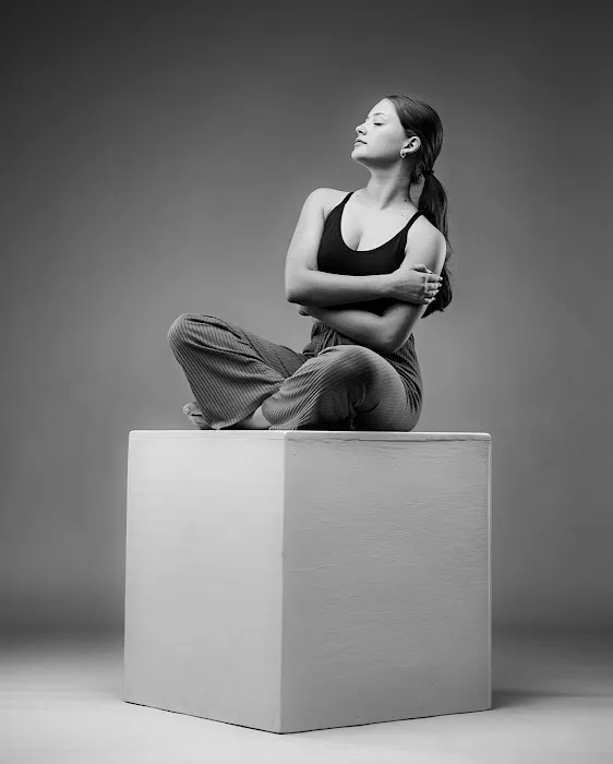 On The Edge Dance Company Picture 3