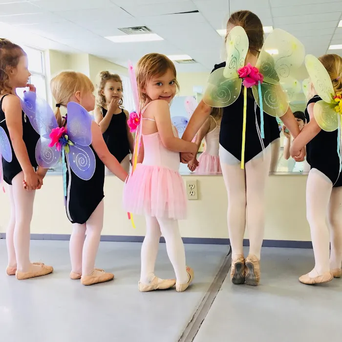 Dance Arts by Regina Picture 7