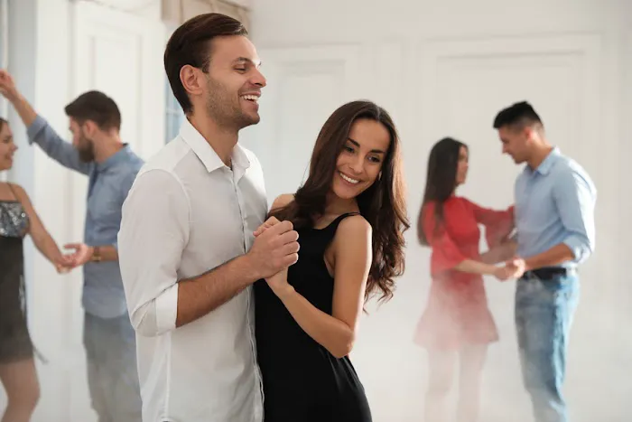 Dance D'Elegance - Adult Ballroom Dance Studio Picture 9