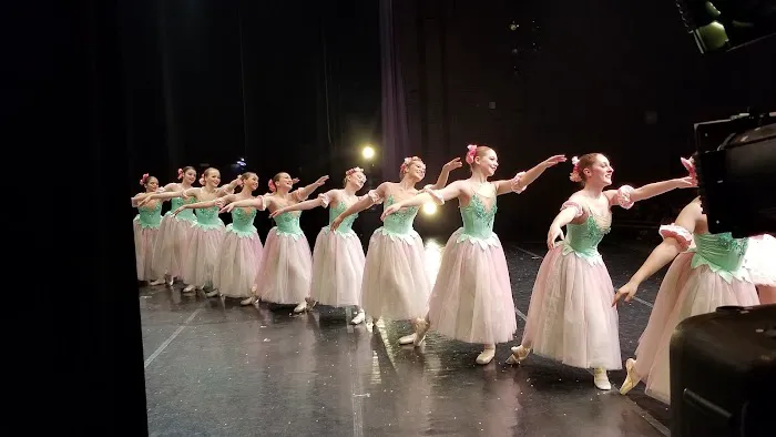 Opus II Dance Studio Picture 5