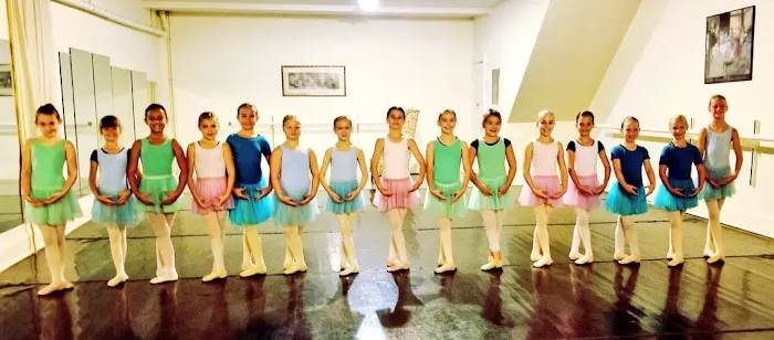 Opus II Dance Studio Picture 10