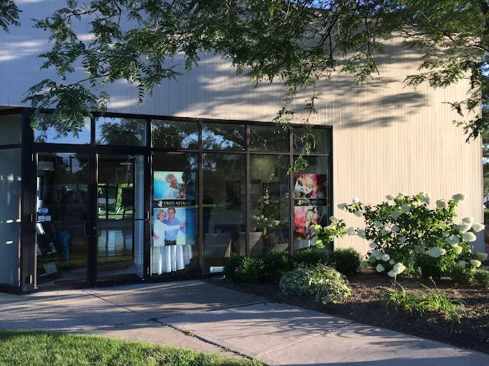 Fred Astaire Dance Studios Picture 6