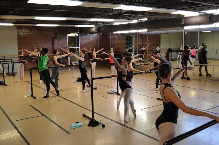 Richland Academy of the Arts Picture 1