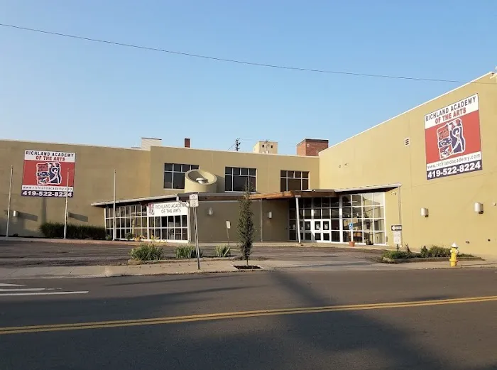Richland Academy of the Arts Picture 2