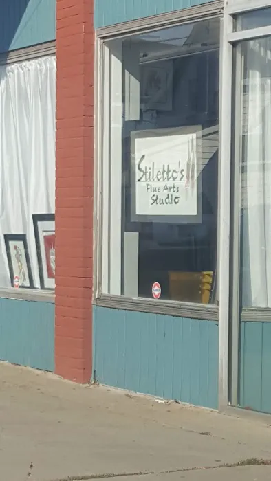 Stiletto's Fine Arts Studio Picture 2