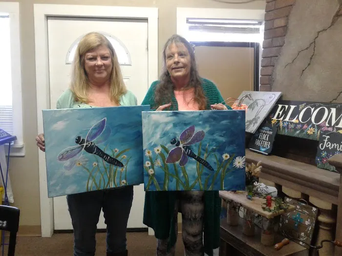 Stiletto's Fine Arts Studio Picture 1