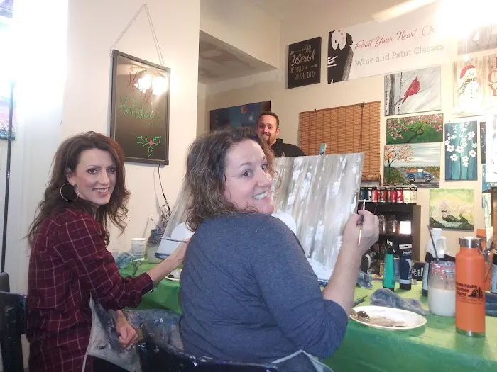Stiletto's Fine Arts Studio Picture 10