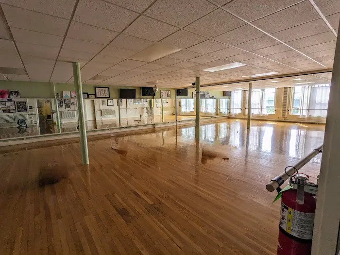 Holbrook-Wade School of Dance Picture 2