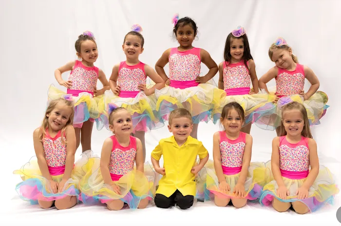 Revolution Dance Picture 9