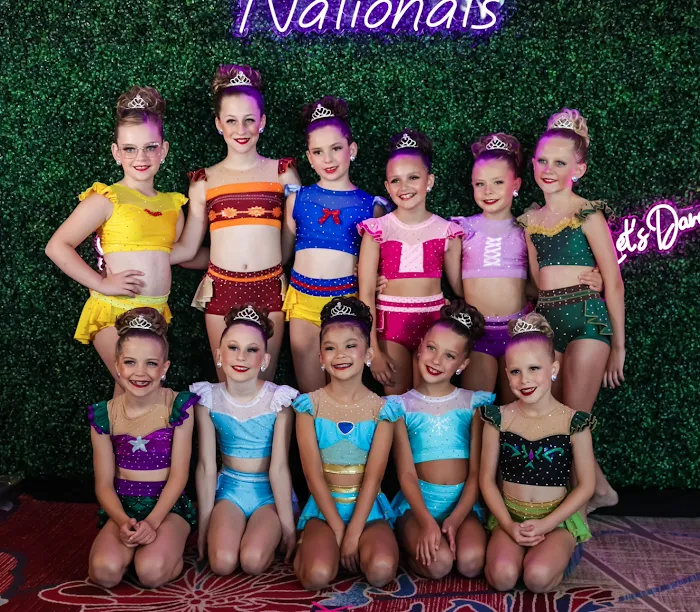 Revolution Dance Picture 8