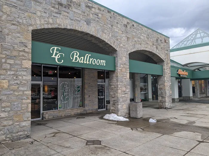 Emerald City Ballroom Picture 7