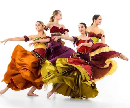 Utica Dance