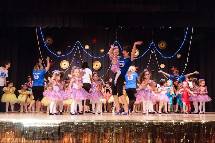 Dance To EvOLvE in Lakewood at LeSalsa Dance Picture 3