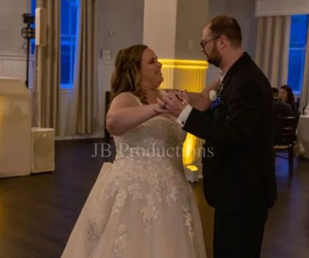 Too Left Feet Dancing