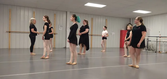 Simple Gifts Dance Picture 1