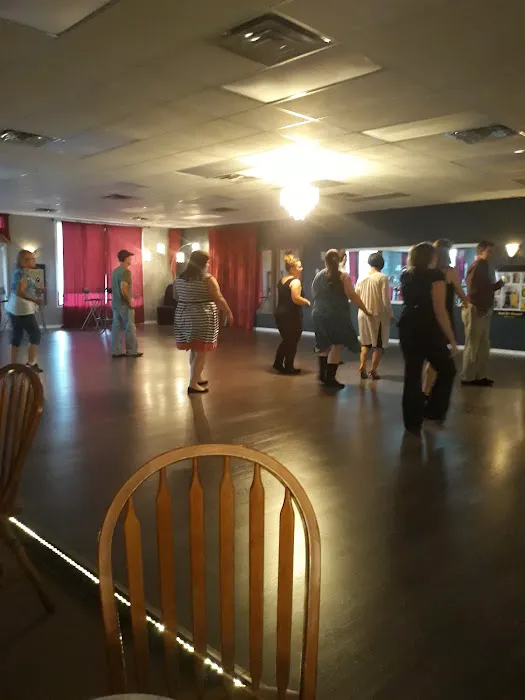 Invitation to Dance Picture 3