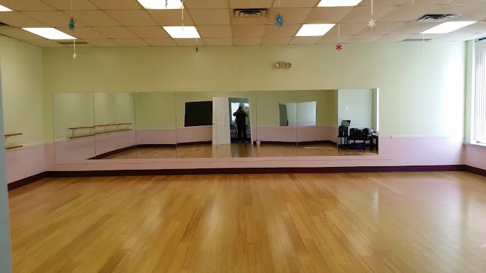 Stage Starz Academy of Dance Picture 7