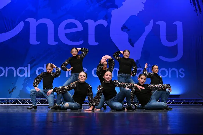 Steppin' Out Dance Center Picture 5