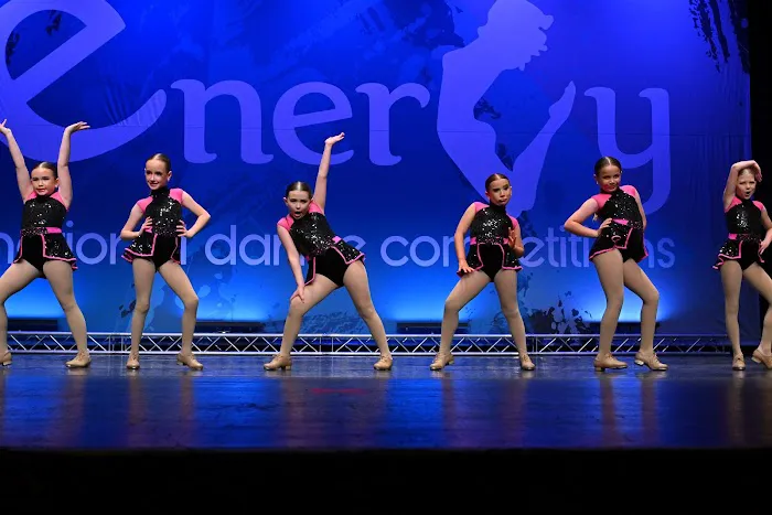 Steppin' Out Dance Center Picture 8